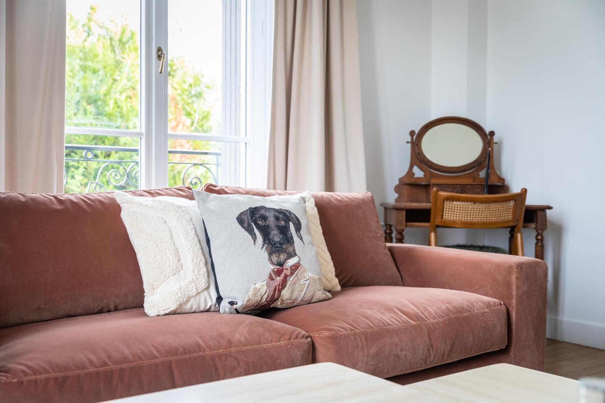 La Grande Maison Lgm Lesches ภายนอก รูปภาพ