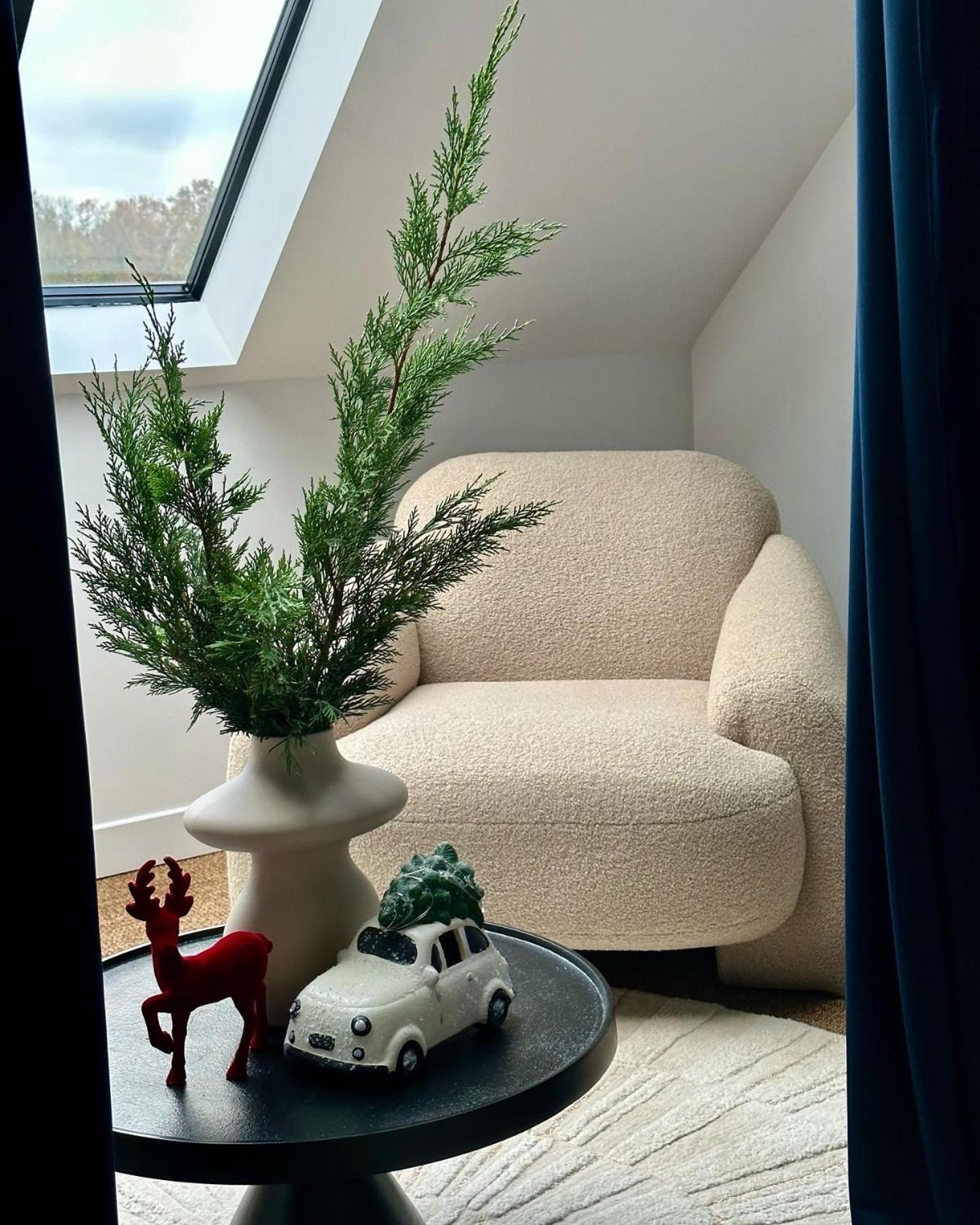 La Grande Maison Lgm Lesches ภายนอก รูปภาพ
