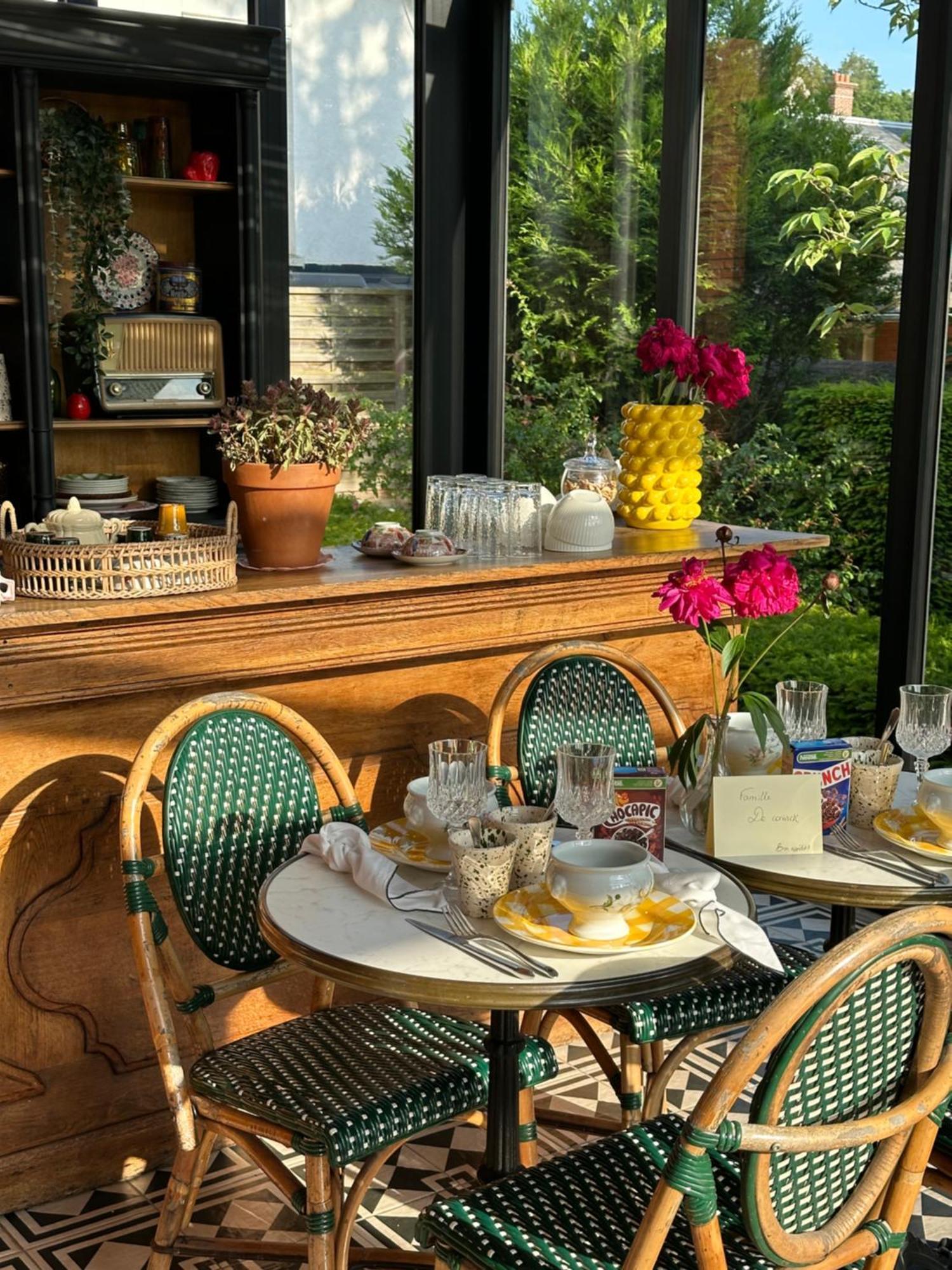 La Grande Maison Lgm Lesches ภายนอก รูปภาพ